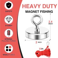 河边用强磁铁捞回掉落工具箱